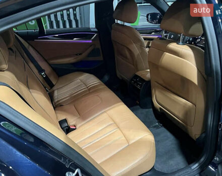 Синій БМВ 5 Серія, об'ємом двигуна 3 л та пробігом 70 тис. км за 55000 $, фото 2 на Automoto.ua
