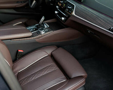 Синий БМВ 5 Серия, объемом двигателя 3 л и пробегом 87 тыс. км за 53000 $, фото 26 на Automoto.ua