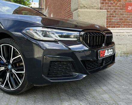 Синий БМВ 5 Серия, объемом двигателя 2 л и пробегом 55 тыс. км за 49900 $, фото 2 на Automoto.ua