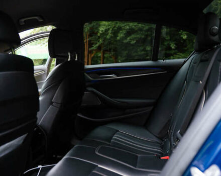 Синій БМВ 5 Серія, об'ємом двигуна 3 л та пробігом 173 тис. км за 55000 $, фото 26 на Automoto.ua