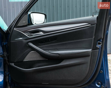 Синій БМВ 5 Серія, об'ємом двигуна 3 л та пробігом 182 тис. км за 45500 $, фото 32 на Automoto.ua