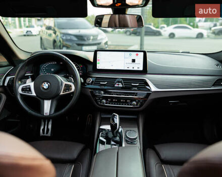 Синий БМВ 5 Серия, объемом двигателя 3 л и пробегом 87 тыс. км за 53000 $, фото 18 на Automoto.ua