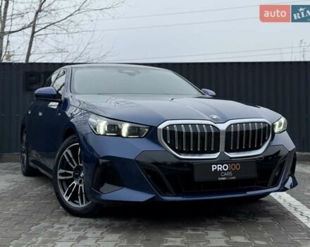 Синий БМВ 5 Серия, объемом двигателя 2 л и пробегом 38 тыс. км за 69700 $, фото 6 на Automoto.ua
