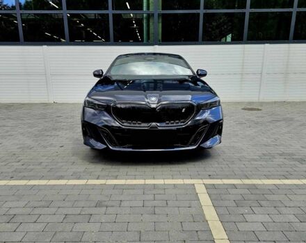 БМВ 5 Серия 2025 в Черновцах на Automoto.ua Синий БМВ 5 Серия, объемом двигателя 0 л и пробегом 2 тыс. км за 28000 $, фото 1 на Automoto.ua