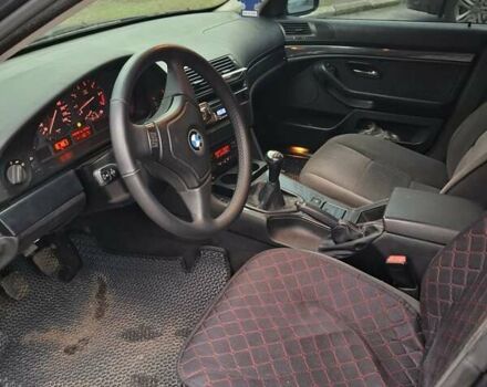 Синий БМВ 5 Серия, объемом двигателя 2.8 л и пробегом 350 тыс. км за 3500 $, фото 9 на Automoto.ua