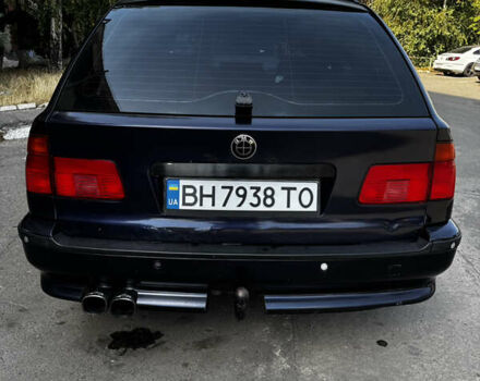 Синий БМВ 5 Серия, объемом двигателя 2.49 л и пробегом 185 тыс. км за 3500 $, фото 10 на Automoto.ua