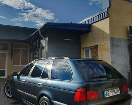 Синий БМВ 5 Серия, объемом двигателя 2.8 л и пробегом 350 тыс. км за 3500 $, фото 1 на Automoto.ua