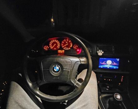 Синий БМВ 5 Серия, объемом двигателя 2 л и пробегом 239 тыс. км за 3400 $, фото 2 на Automoto.ua