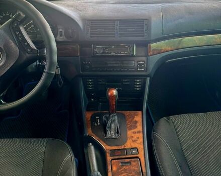 Синий БМВ 5 Серия, объемом двигателя 2.5 л и пробегом 450 тыс. км за 3500 $, фото 11 на Automoto.ua