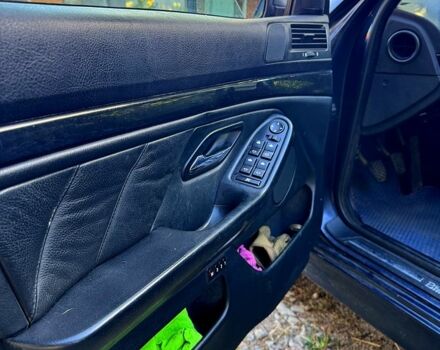 Синий БМВ 5 Серия, объемом двигателя 2 л и пробегом 400 тыс. км за 3700 $, фото 4 на Automoto.ua