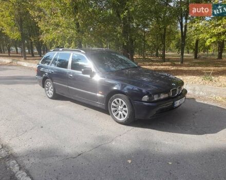 Синій БМВ 5 Серія, об'ємом двигуна 2 л та пробігом 270 тис. км за 4900 $, фото 1 на Automoto.ua