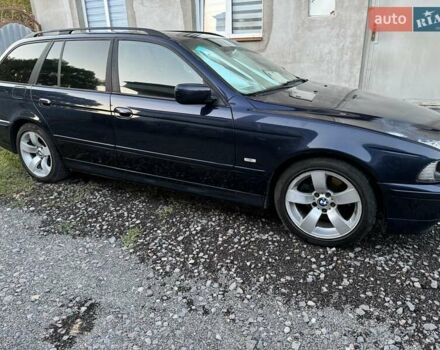 Синий БМВ 5 Серия, объемом двигателя 3 л и пробегом 327 тыс. км за 5500 $, фото 2 на Automoto.ua