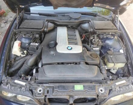 Синий БМВ 5 Серия, объемом двигателя 2.9 л и пробегом 361 тыс. км за 6000 $, фото 1 на Automoto.ua