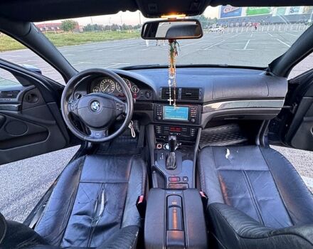Синій БМВ 5 Серія, об'ємом двигуна 3 л та пробігом 380 тис. км за 4500 $, фото 7 на Automoto.ua