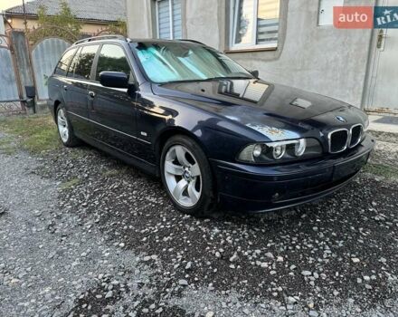 Синий БМВ 5 Серия, объемом двигателя 3 л и пробегом 327 тыс. км за 5500 $, фото 3 на Automoto.ua