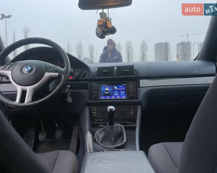 Синий БМВ 5 Серия, объемом двигателя 3 л и пробегом 777 тыс. км за 5700 $, фото 11 на Automoto.ua