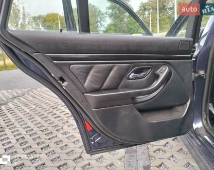 Синій БМВ 5 Серія, об'ємом двигуна 2.5 л та пробігом 350 тис. км за 4600 $, фото 9 на Automoto.ua