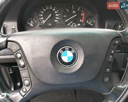 Синій БМВ 5 Серія, об'ємом двигуна 2.5 л та пробігом 350 тис. км за 4600 $, фото 15 на Automoto.ua