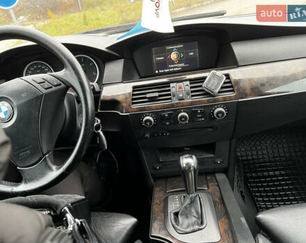 Синий БМВ 5 Серия, объемом двигателя 3 л и пробегом 345 тыс. км за 8500 $, фото 12 на Automoto.ua