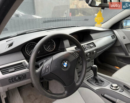 Синий БМВ 5 Серия, объемом двигателя 2.5 л и пробегом 456 тыс. км за 7300 $, фото 6 на Automoto.ua