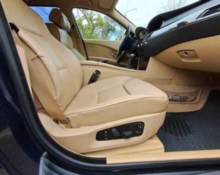 Синій БМВ 5 Серія, об'ємом двигуна 3 л та пробігом 412 тис. км за 10200 $, фото 18 на Automoto.ua