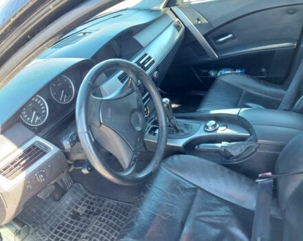 Синий БМВ 5 Серия, объемом двигателя 3 л и пробегом 350 тыс. км за 4560 $, фото 2 на Automoto.ua