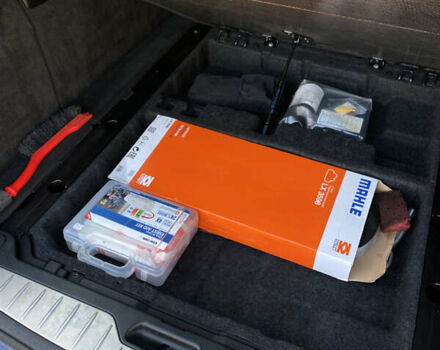 Синий БМВ 5 Серия, объемом двигателя 2 л и пробегом 262 тыс. км за 13400 $, фото 8 на Automoto.ua