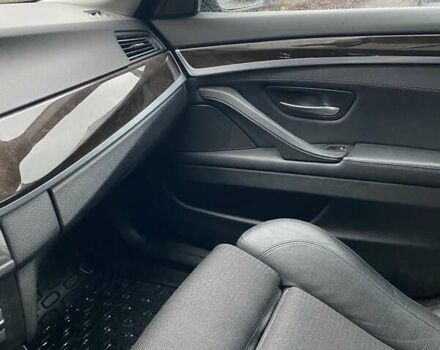 Синій БМВ 5 Серія, об'ємом двигуна 2 л та пробігом 262 тис. км за 11600 $, фото 22 на Automoto.ua