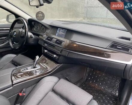 Синій БМВ 5 Серія, об'ємом двигуна 2 л та пробігом 262 тис. км за 11600 $, фото 25 на Automoto.ua