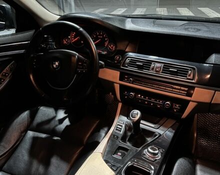 Синий БМВ 5 Серия, объемом двигателя 2 л и пробегом 290 тыс. км за 8850 $, фото 16 на Automoto.ua