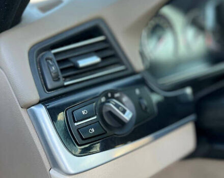 Синій БМВ 5 Серія, об'ємом двигуна 2 л та пробігом 300 тис. км за 12900 $, фото 11 на Automoto.ua