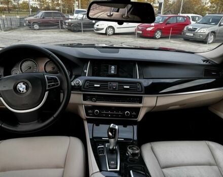 Синій БМВ 5 Серія, об'ємом двигуна 2 л та пробігом 271 тис. км за 15000 $, фото 5 на Automoto.ua