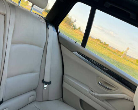 Синій БМВ 5 Серія, об'ємом двигуна 2 л та пробігом 300 тис. км за 12900 $, фото 14 на Automoto.ua