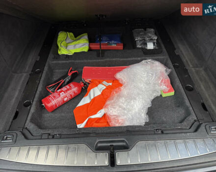 Синій БМВ 5 Серія, об'ємом двигуна 2 л та пробігом 331 тис. км за 14000 $, фото 10 на Automoto.ua