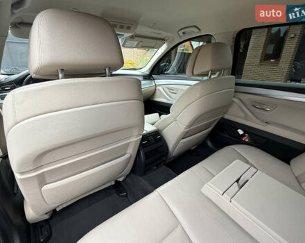 Синій БМВ 5 Серія, об'ємом двигуна 2 л та пробігом 331 тис. км за 14000 $, фото 34 на Automoto.ua