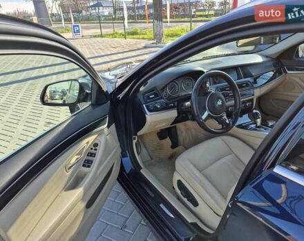 Синій БМВ 5 Серія, об'ємом двигуна 2 л та пробігом 230 тис. км за 17500 $, фото 10 на Automoto.ua