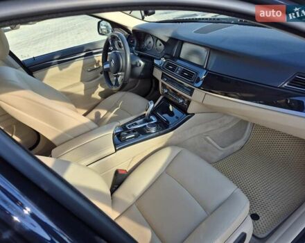 Синій БМВ 5 Серія, об'ємом двигуна 2 л та пробігом 230 тис. км за 17500 $, фото 7 на Automoto.ua