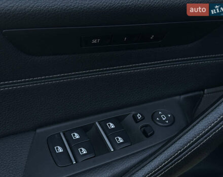 Синий БМВ 5 Серия, объемом двигателя 2.99 л и пробегом 260 тыс. км за 31400 $, фото 14 на Automoto.ua