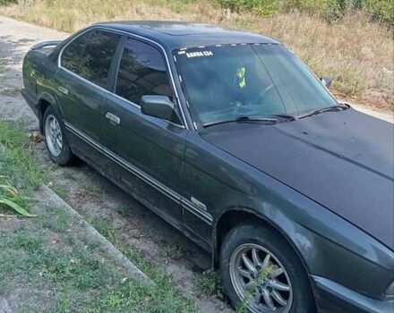 Синій БМВ 5 Серія, об'ємом двигуна 2 л та пробігом 300 тис. км за 2400 $, фото 1 на Automoto.ua