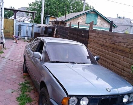 Синій БМВ 5 Серія, об'ємом двигуна 0 л та пробігом 200 тис. км за 2000 $, фото 1 на Automoto.ua