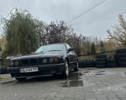 Синий БМВ 5 Серия, объемом двигателя 2.5 л и пробегом 400 тыс. км за 2200 $, фото 1 на Automoto.ua