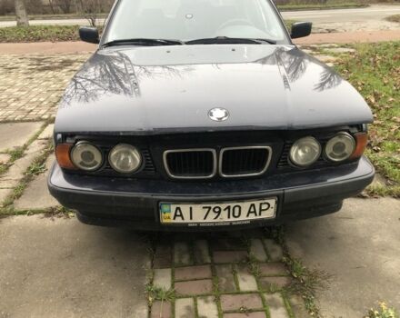 Синий БМВ 5 Серия, объемом двигателя 2 л и пробегом 200 тыс. км за 2200 $, фото 1 на Automoto.ua