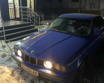 Синий БМВ 5 Серия, объемом двигателя 2 л и пробегом 300 тыс. км за 2350 $, фото 1 на Automoto.ua