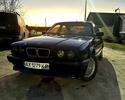 Синий БМВ 5 Серия, объемом двигателя 1.8 л и пробегом 444 тыс. км за 4300 $, фото 1 на Automoto.ua