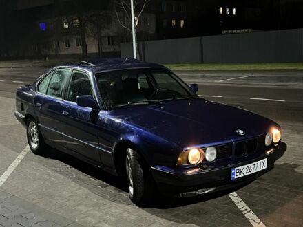 Синий БМВ 5 Серия, объемом двигателя 2 л и пробегом 300 тыс. км за 2250 $, фото 1 на Automoto.ua