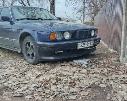 Синий БМВ 5 Серия, объемом двигателя 2 л и пробегом 230 тыс. км за 3000 $, фото 1 на Automoto.ua