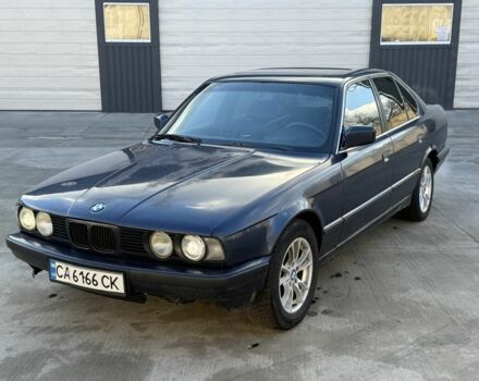 Синій БМВ 5 Серія, об'ємом двигуна 2 л та пробігом 300 тис. км за 1950 $, фото 1 на Automoto.ua