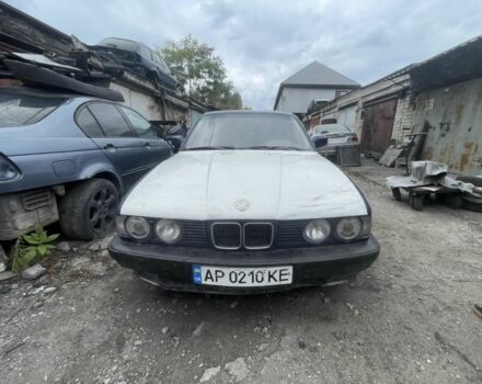 Синий БМВ 5 Серия, объемом двигателя 2 л и пробегом 333 тыс. км за 1600 $, фото 1 на Automoto.ua