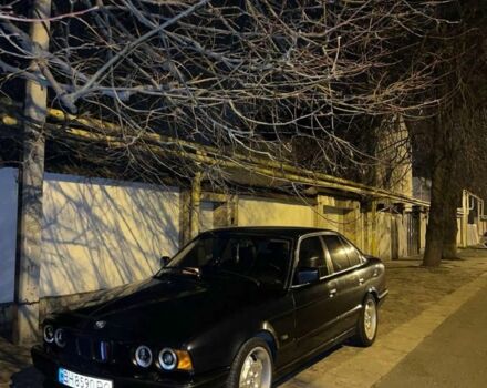 Синий БМВ 5 Серия, объемом двигателя 2 л и пробегом 350 тыс. км за 2000 $, фото 1 на Automoto.ua