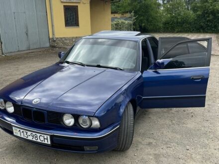 Синій БМВ 5 Серія, об'ємом двигуна 2 л та пробігом 300 тис. км за 1600 $, фото 1 на Automoto.ua